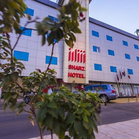 Sharz Hotel Бурайда Екстериор снимка